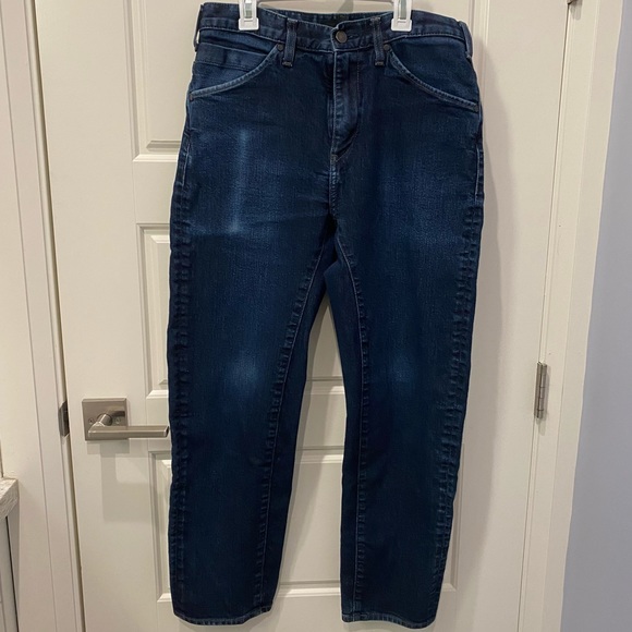 2/$18 Uniqlo Blue Denim Straight Jeans Mens Size 30 Waist - Picture 2 of 6